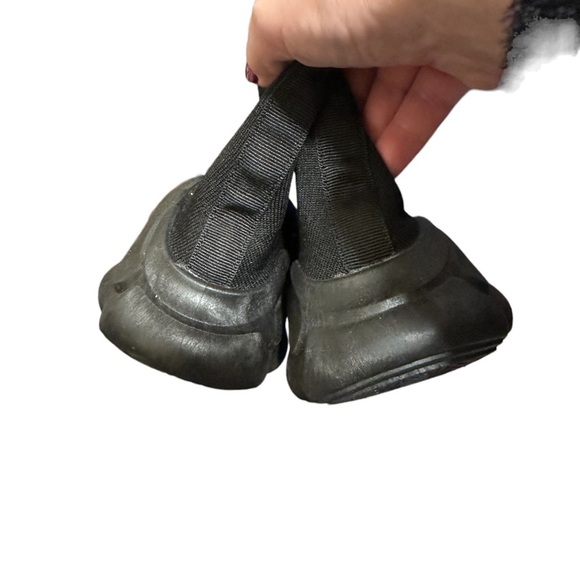 Cape Robbin Black Sock Sneakers - Picture 5 of 9